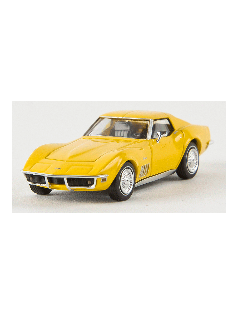 brekina 19976 corvette c3 coupe yellow